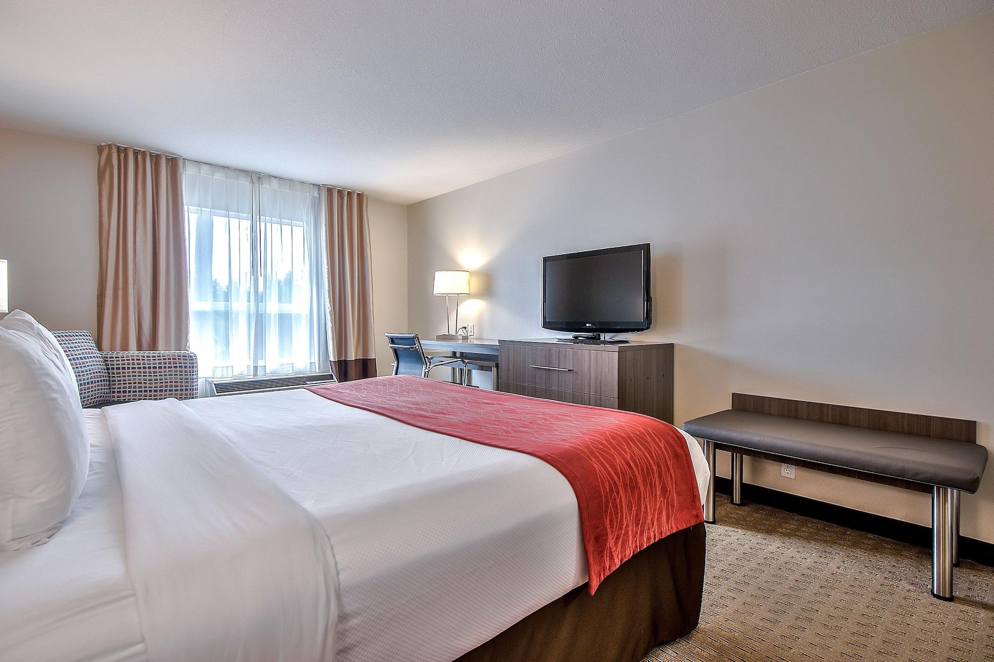 Comfort Inn & Suites South YYC Eksteriør bilde