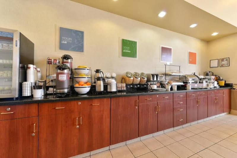 Comfort Inn & Suites South YYC Eksteriør bilde
